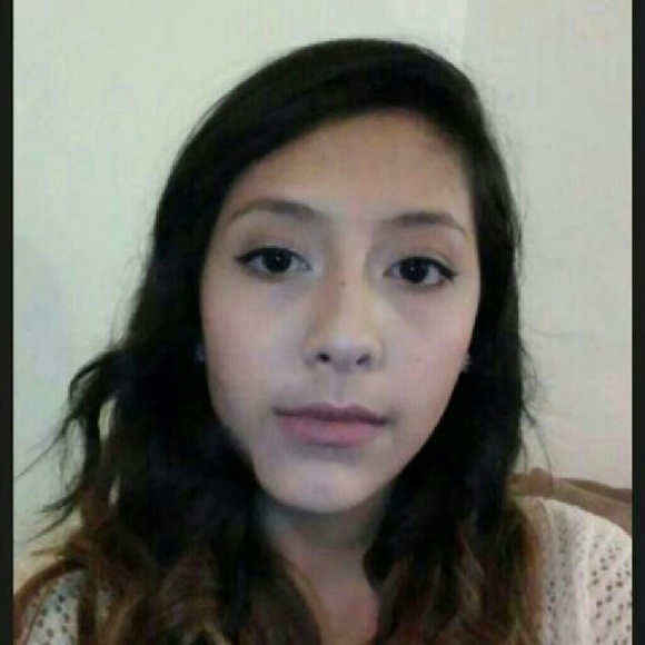 Meet your Posher, Yoselin