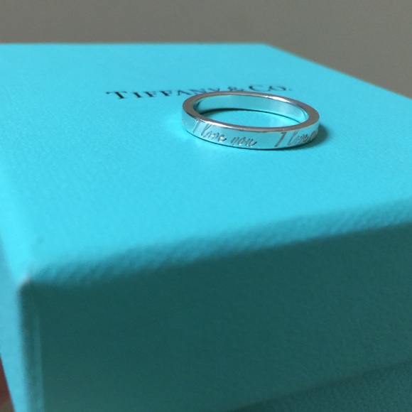 Tiffany's "I love you" ring in size 5, stersilver