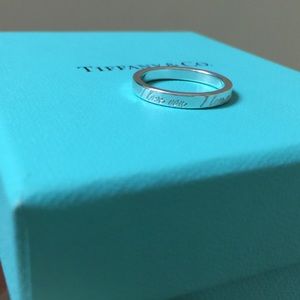 Tiffany's "I love you" ring in size 5, stersilver
