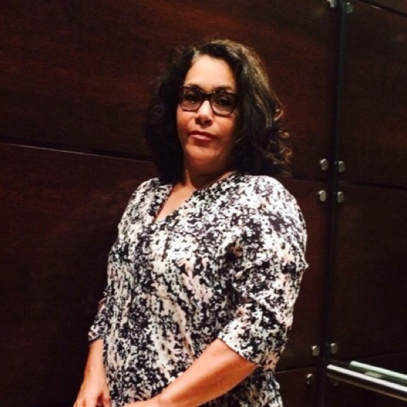 Meet your Posher, Annette - Picture 1 of 1