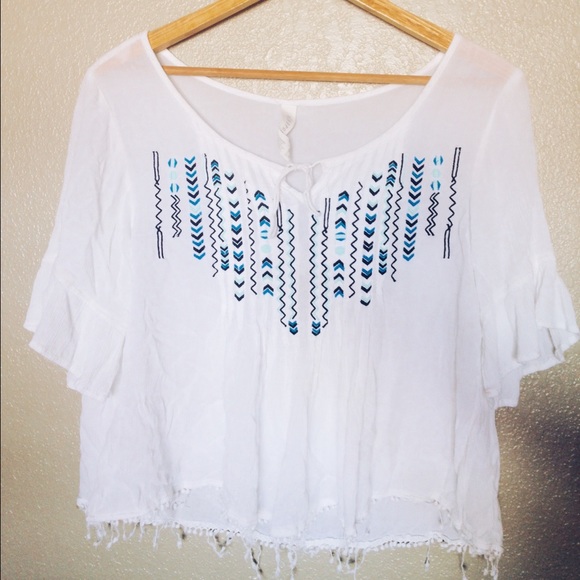 Peasant style crop top - Picture 1 of 2
