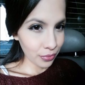 Meet your Posher, Evelyn