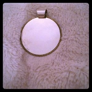 Silver pendant you engrave