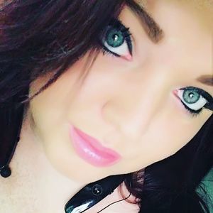 Meet your Posher, Sandra kate