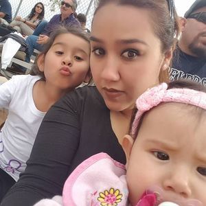 Meet your Posher, Ana