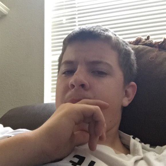 Meet your Posher, Kyle - Picture 1 of 1