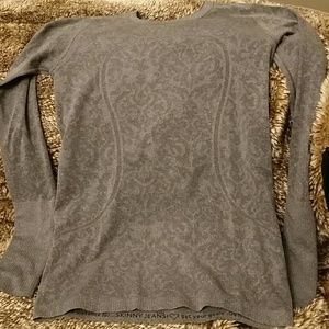 Lululemon grey long sleeve