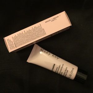 Mary Kay - Timewise Liquid Foundation