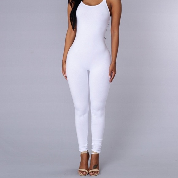 NWT !Fashion Nova ! White jumpsuit!
