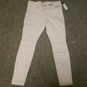 Brand new light pink legging fit skinny jeans.