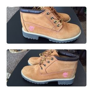 🚫SOLD!!!🚫Custom Pink Stitching Timberlands