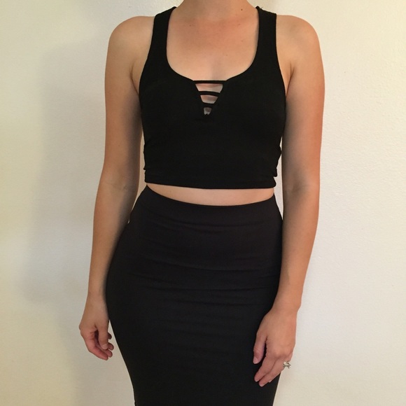 Tops - Peek-a-Boo Ribbed Crop Top (LAST LARGE!)