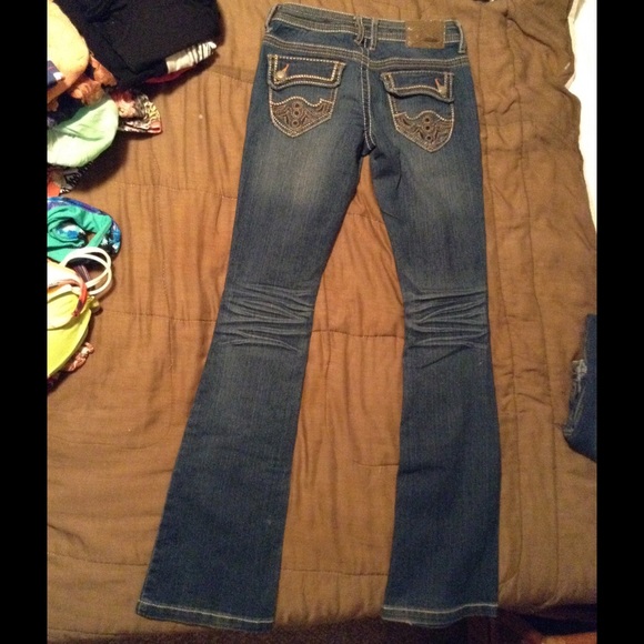 Jeans - Picture 2 of 3