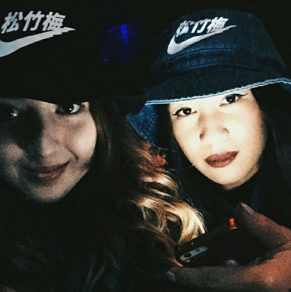 nike denim bucket hat