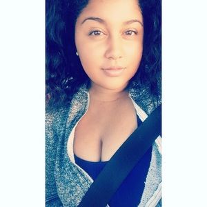 Meet your Posher, Jasmine