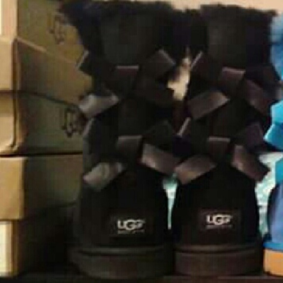 Ugg bailey bows
