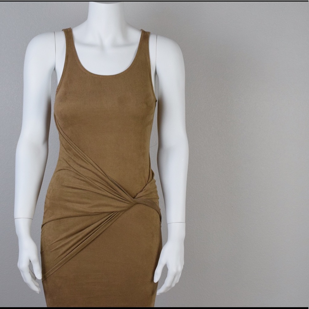 Sueded maxi dress with twist detail - Picture 3 of 5