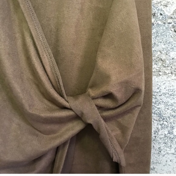 Sueded maxi dress with twist detail - Picture 4 of 5