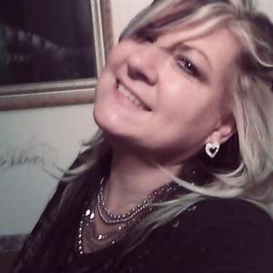 Meet your Posher, Cynthia