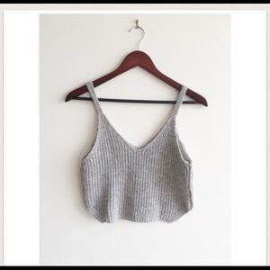 Grey knit crop top