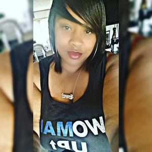 Meet your Posher, Jacqueline