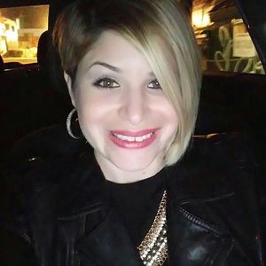 Meet your Posher, Ana