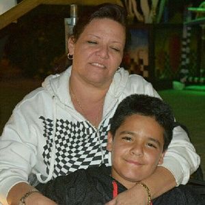 Meet your Posher, Aylec