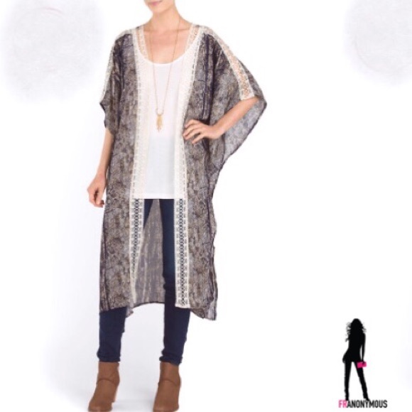 Ark & Co Jackets & Blazers - Printed Embroidered Kimono S