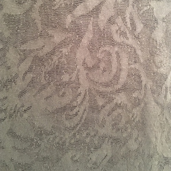 Express lace top - Picture 2 of 3