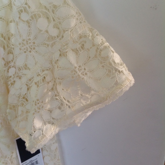 💜HP💜JUICY COUTURE Marguerite Corded Lace Top NWT - Picture 3 of 4