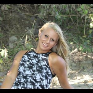 Meet your Posher, Alivia