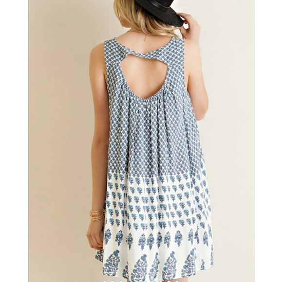 🎉 Summer Sale Item- Fun w Florals Shift Dress - Picture 3 of 3