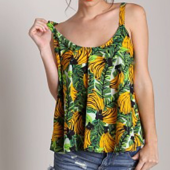 ISO Sarah swing tank in Banana Show Me Your MuMu
