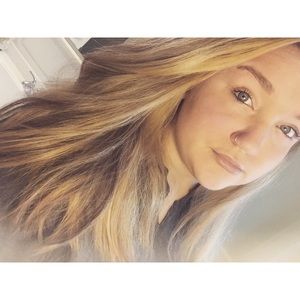 Meet your Posher, Kendra