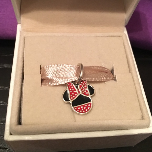 Minnie Icon Disney Pandora Charm