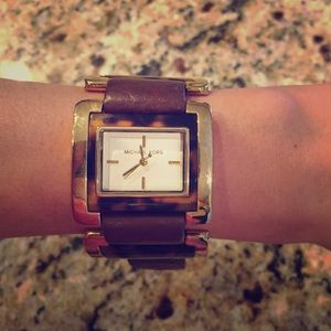 MICHAEL KORS tortoise shell brown watch
