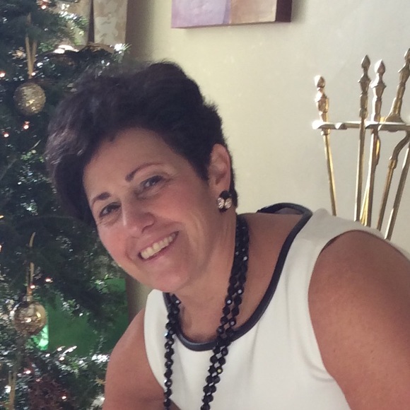 Meet your Posher, Loreen