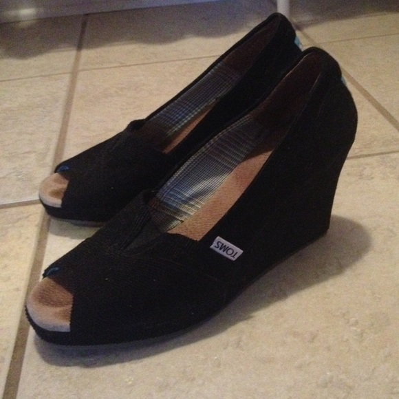 Toms Wedges