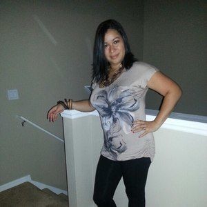 Meet your Posher, Yesenia