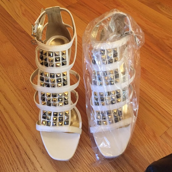 Michael Antonio heals, NEVER WORN!! - Picture 1 of 4