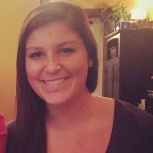 Meet your Posher, Marisa