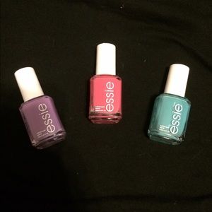 🎀RESERVED! Don't buy!🎀Three Essie Nail Polishes