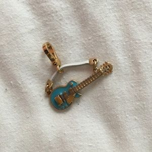 Extremely wanted guitar charm