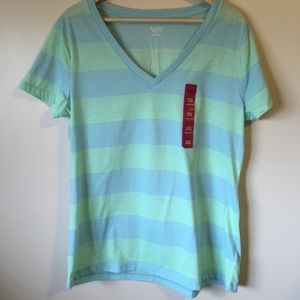 V-Neck Short Sleeve