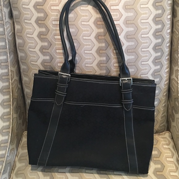 Preowned Nine West Black tote