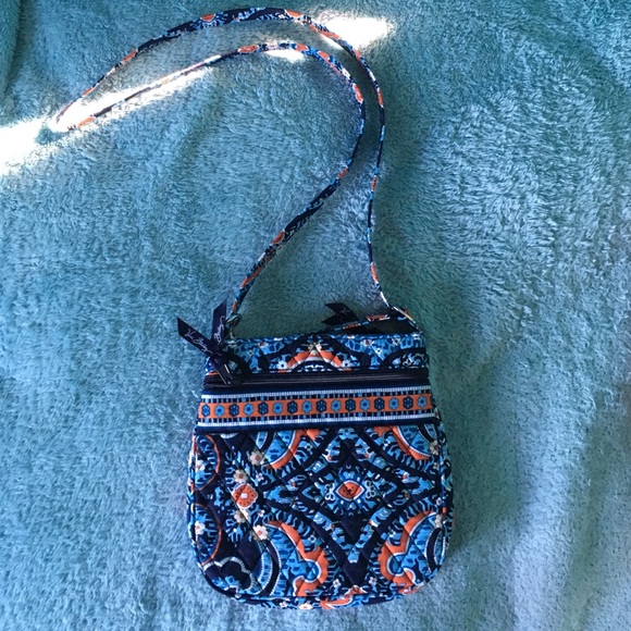 Vera Bradley cross body purse