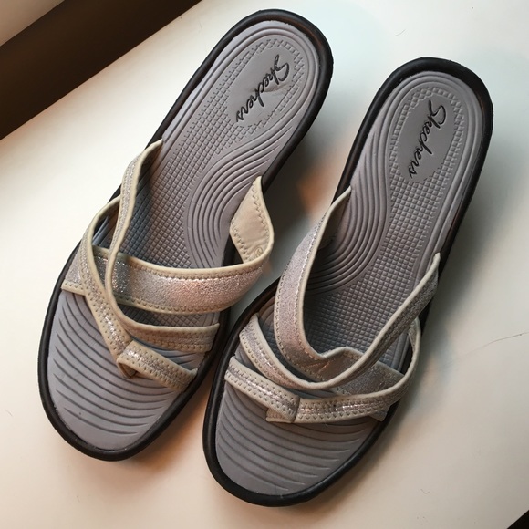 Skechers silver wedge sandals