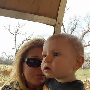 Meet your Posher, Dedrea