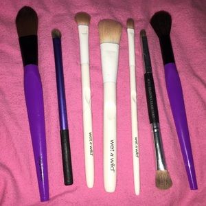 makeup brushes