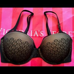 🆕💟Victoria Secret Fabulous by Victoria Lined Bra